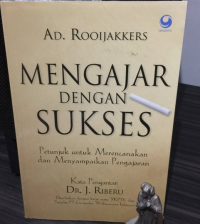 Image of MENGAJAR DENGAN SUKSES